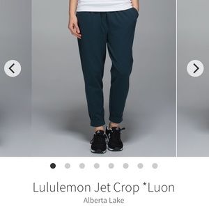 Lululemon Jet Crop *Luon Alberta Lake size 6